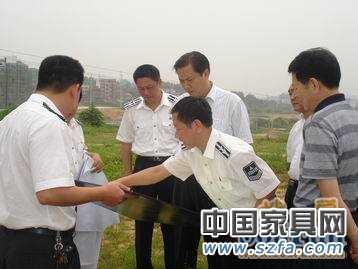 兔年首個家具甲醛門 知名品牌回應“榜上有名”