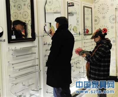  明碼實價可以為消費者節約比價砍價的時間和精力。             