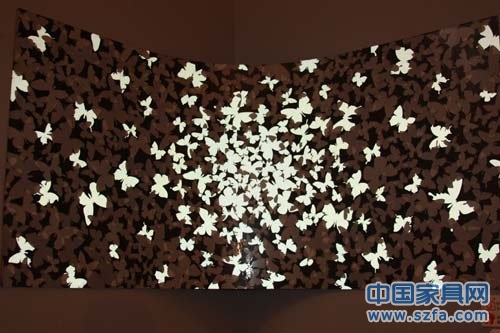 黑暗中的舞者
點擊圖片查看下一頁 黑暗中的舞者
