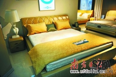 “土豪金”席卷家具賣(mài)場(chǎng)